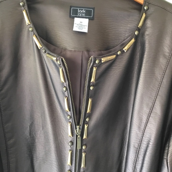 LIKE NEW! PLUS SIZED! Faux Brown Leather Jacket Size 18 - Picture 13 of 13